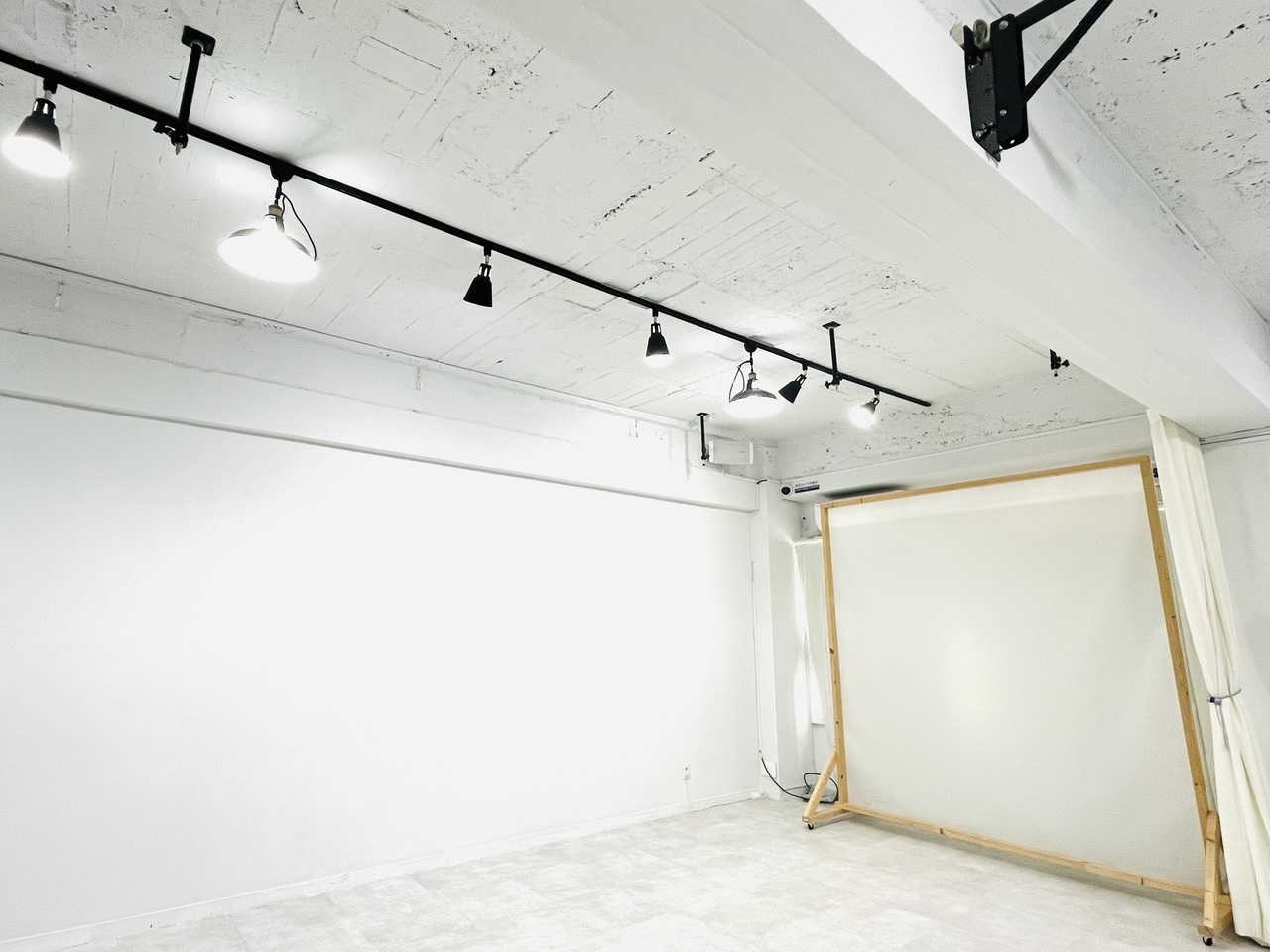 写真撮影・映像撮影・ライブ配信スタジオ