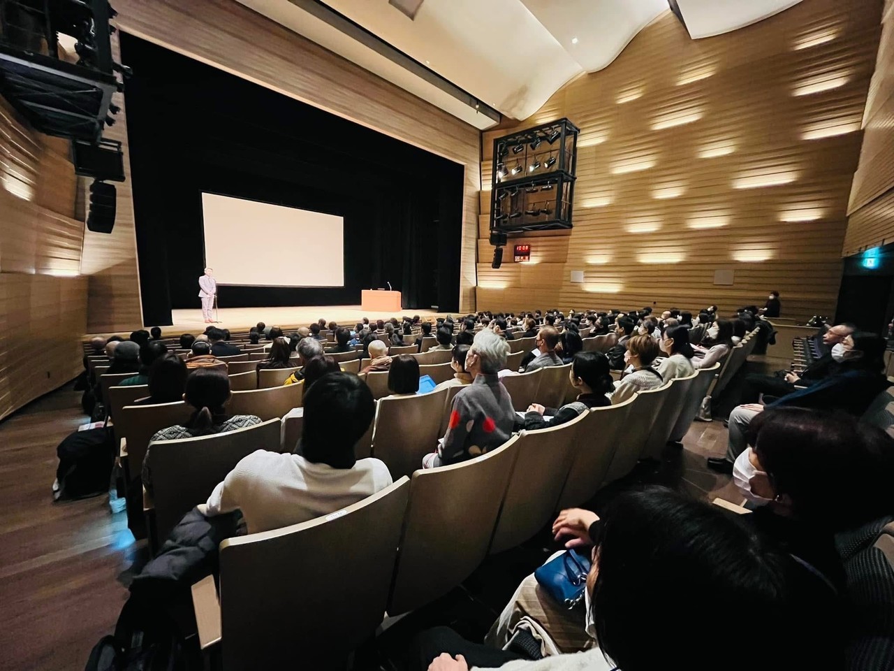 講演撮影　日本死の臨床研究会近畿支部