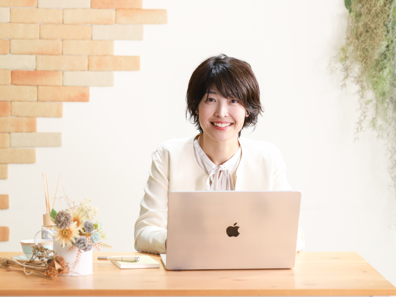スタジオ　プロフィール写真撮影